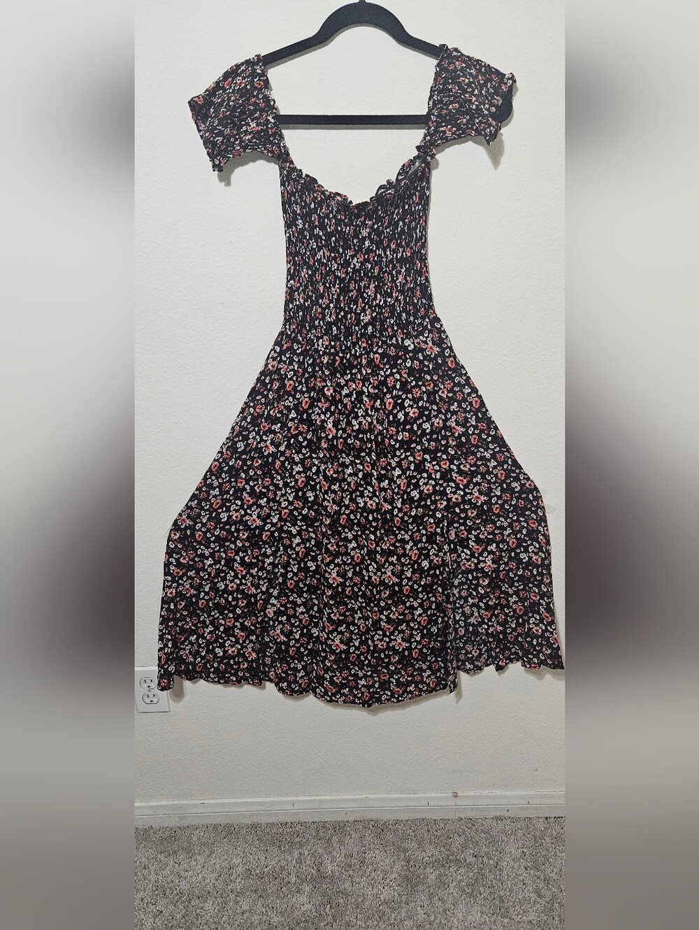 Blush Black Floral Off-Shoulder Midi Dress - Picture 2 of 7